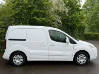 Occasion Peugeot Partner 75 ch (55 kW) 2012 Blanc Monospace
