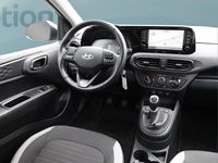 Gebraucht Hyundai i10 Trend 67 PS (49 kW) 2024 Grün Kleinwagen