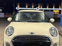 Gebraucht Mini Cooper 102 PS (75 kW) 2016 Weiß Kleinwagen