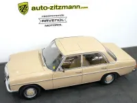 Gebraucht Mercedes 230 120 PS (88 kW) 1973 Beige Limousine