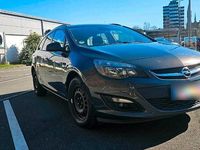 Gebraucht Opel Astra 140 PS (102 kW) 2015 Grau Kombi