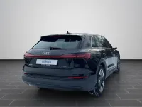 Gebraucht Audi e-tron Ambiente 300 kW (408 PS) 2022 Schwarz SUV