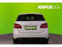 Gebraucht Mercedes B200 Style 156 PS (114 kW) 2018 Calcitweiss/zirrusweiss Kleinwagen