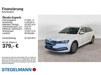 Gebraucht Skoda Superb Style 150 PS (110 kW) 2022 Moonweiss metallic Kombi