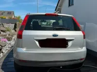 Gebraucht Ford Fiesta 65 PS (47 kW) 2005 Silber Kleinwagen
