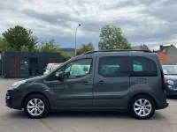 Gebraucht Peugeot Partner Allure 110 PS (80 kW) 2017 Gris shark Van / Kleinbus