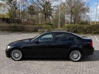 Gebraucht BMW 318 129 PS (94 kW) 2006 Schwarz Limousine