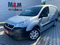 Gebraucht Peugeot Partner Comfort plus 99 PS (72 kW) 2015 Silber Van / Kleinbus