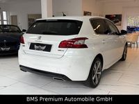Gebraucht Peugeot 308 Allure GT-Line 131 PS (96 kW) 2016 Weiß Limousine