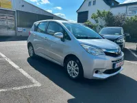 Gebraucht Subaru Trezia Comfort 99 PS (72 kW) 2012 Silber Kleinwagen