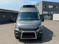 Gebraucht Iveco Daily 180 PS (132 kW) 2020 Grau Van / Kleinbus