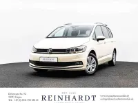 Gebraucht VW Touran Trendline 150 PS (110 kW) 2024 Hellelfenbein  sonderfarbe Van / Kleinbus