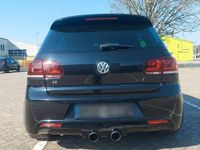Gebraucht VW Golf VI R 271 PS (199 kW) 2011 Schwarz Kleinwagen