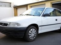 Gebraucht Opel Astra 75 PS (55 kW) 1997 Weiß Kleinwagen