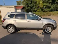 Gebraucht Nissan Qashqai +2 Acenta 141 PS (103 kW) 2011 Silber SUV