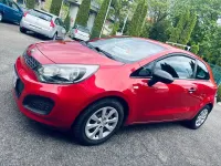 Używany Kia Rio 86 KM (63 kW) 2014 Czerwony