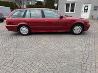 Gebraucht BMW 525 192 PS (141 kW) 2001 Rot Kombi