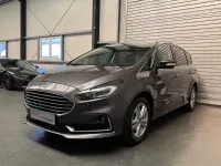 Gebraucht Ford S-MAX Titanium 190 PS (139 kW) 2023 Grau Van / Kleinbus