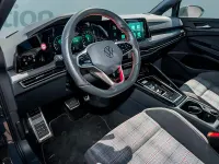 Gebraucht VW Golf VIII GTI 265 PS (194 kW) 2024 Grau Kleinwagen