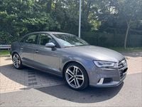 Gebraucht Audi A3 Sport 116 PS (85 kW) 2017 Grau Limousine