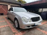 Gebraucht Mercedes E240 177 PS (130 kW) 2003 Silber Limousine