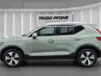 Gebraucht Volvo XC40 Core 163 PS (119 kW) 2023 Grün SUV
