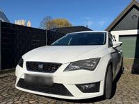 Second-hand Seat Leon FR 184 CP (135 kW) 2014 Negru Berlinǎ