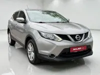 Gebraucht Nissan Qashqai Acenta 116 PS (85 kW) 2017 Silber SUV