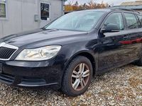 Gebraucht Skoda Octavia 122 PS (89 kW) 2011 Schwarz Kombi