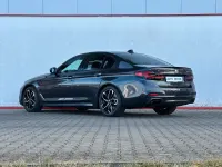 Gebraucht BMW 550 400 PS (294 kW) 2018 Sophistograu Limousine