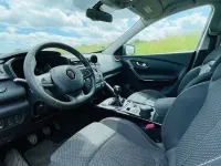 Gebraucht Renault Kadjar Life 131 PS (96 kW) 2016 Weiß SUV
