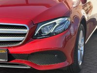 Używany Mercedes E220 194 KM (142 kW) 2017 Czerwony Kombi