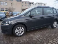 Gebraucht VW Touran Comfortline 150 PS (110 kW) 2022 Grau Van / Kleinbus