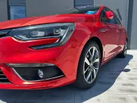 Gebraucht Renault Mégane Bose Edition 132 PS (97 kW) 2016 Rot Limousine