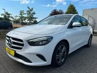 Gebraucht Mercedes B180 116 PS (85 kW) 2019 Weiß Kleinwagen