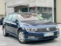 Gebraucht VW Passat 150 PS (110 kW) 2017 Blau Kombi