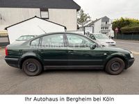 Second-hand VW Passat 101 CP (74 kW) 1998 Verde Berlinǎ