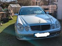 Gebraucht Mercedes E240 Avantgarde 177 PS (130 kW) 2004 Silber Kombi