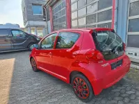 Gebraucht Toyota Aygo Cool 68 PS (50 kW) 2007 Rot Kleinwagen