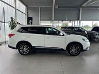 Gebraucht Mitsubishi Outlander 150 PS (110 kW) 2016 Weiß SUV