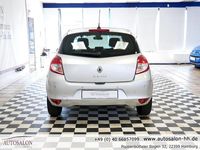 Gebraucht Renault Clio III 111 PS (81 kW) 2011 Silber Limousine