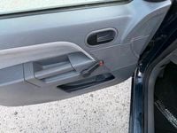 Gebraucht Ford Fusion 59 PS (43 kW) 2005 Blau Kleinwagen