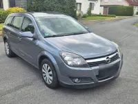 Gebraucht Opel Astra 105 PS (77 kW) 2007 Blau Kombi