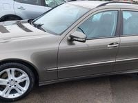 Gebraucht Mercedes E200 Avantgarde 184 PS (135 kW) 2009 Andere farben Kombi