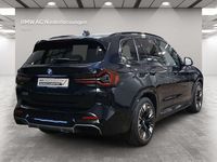 Gebraucht BMW iX3 M Sport 210 kW (286 PS) 2024 Schwarz SUV