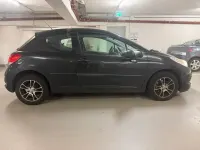 Gebraucht Peugeot 207 95 PS (69 kW) 2010 Schwarz Limousine
