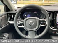Gebraucht Volvo V60 Plus 257 PS (189 kW) 2025 Schwarz Kombi