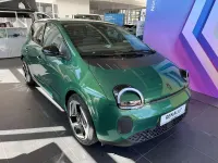 Neu Renault Twingo Urban 60 kW (82 PS) 2026 Grün/grün Kleinwagen