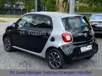 Gebraucht Smart ForFour 71 PS (52 kW) 2015 Schwarz Kleinwagen