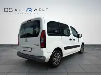 Gebraucht Peugeot Partner Allure 98 PS (72 kW) 2014 Lack weiss banquise/deckende l Van / Kleinbus